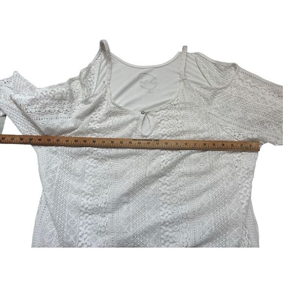 International concepts, 3/4 sleeve cold shoulder blouse size 3x - Picture 10 of 16